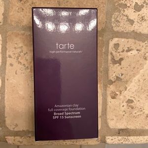 TARTE Amazonian Clay full coverage foundation